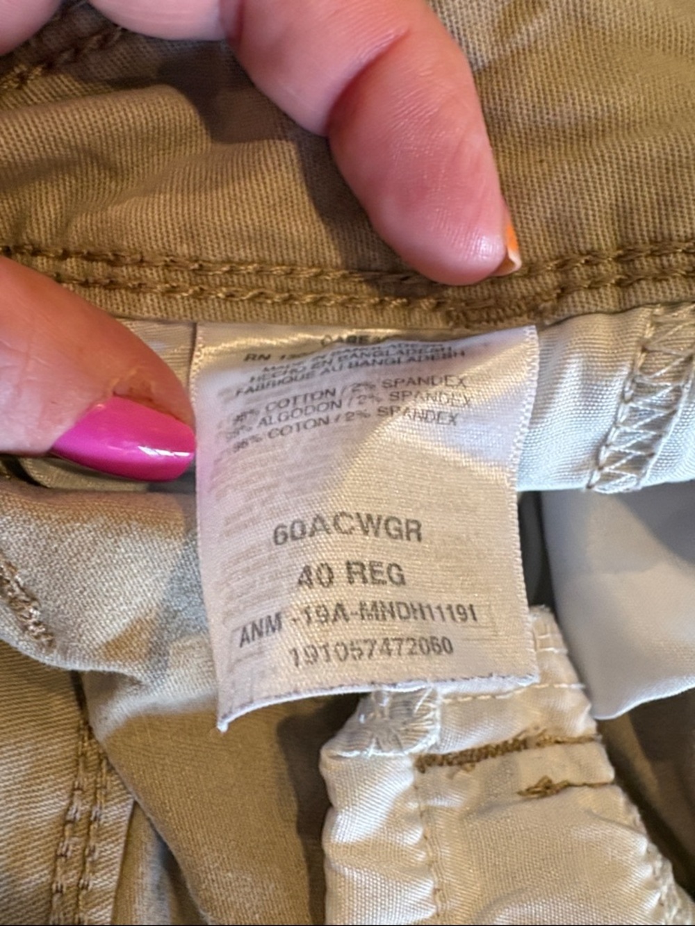 Wrangler Beige Cargo Shorts with Multiple Pockets - Picture 2 of 5